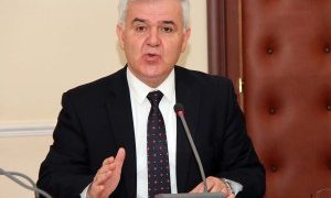 XHAFA PER DRAFTIN E VENECIAS - Kryetari i Komisionit Parlamentar te Ligjeve Fatmir Xhafa, duke folur gjate nje konference shtypi, ku ka komentuar ne lidhje me draft opinionin final te Komisionit te Venecias per Reformen ne Drejtesi./r/n/r/nXHAFA IN CONFERENCE - Lawmaker, Fatmir Xhafa, speaks during a press conference, where he commented on the draft final opinion of the Venice Commission on judicial reform.