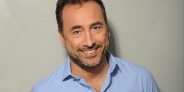 Alil Vardar poses during a photo session in Paris, France, on April 05, 2017. Photo by JLPPA/ABACAPRESS.COM  | 588801_028 Paris France